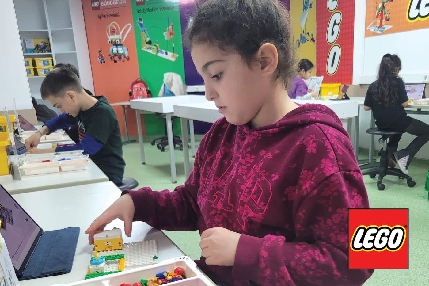 100. Yıl Lego Sınıfı