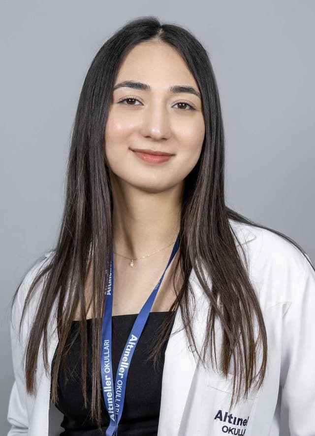 Esra Nur Onur