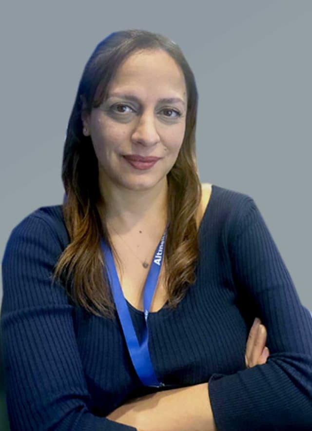 Esra Mısırlıoğlu
